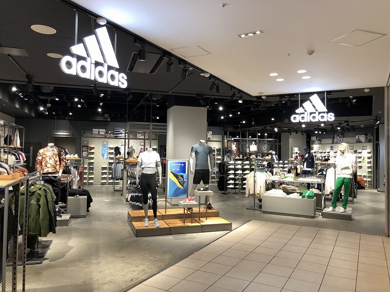 アディダス ブランドコアストア つくば トナリエつくばスクエア