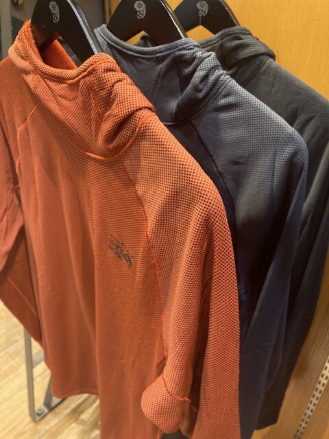 大人気のエアメッシュフーディ入荷‼️