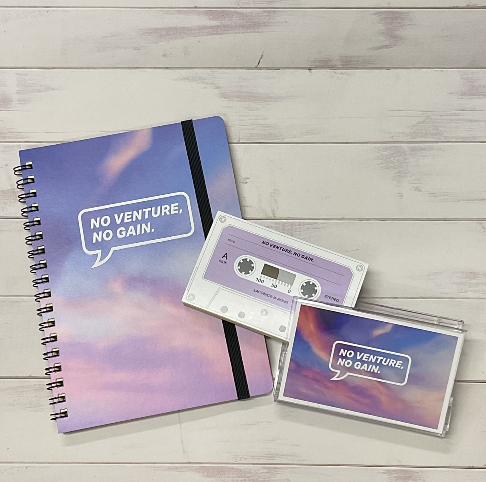 Ｂ６リングノート・カセットテープ型ノート 「ラコニックin Action・イン・アクション」