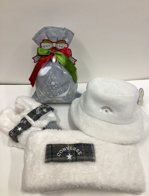 おしゃれに寒さ対策　CONVERSE(コンバース）ウォーマー