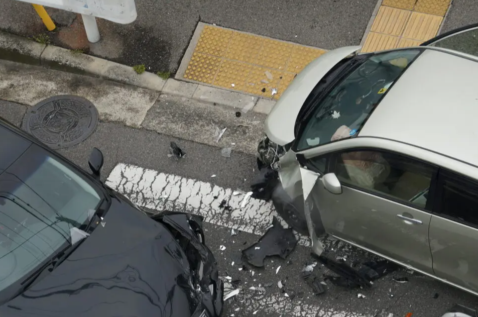 交通事故に遭った際、どうされていますか？