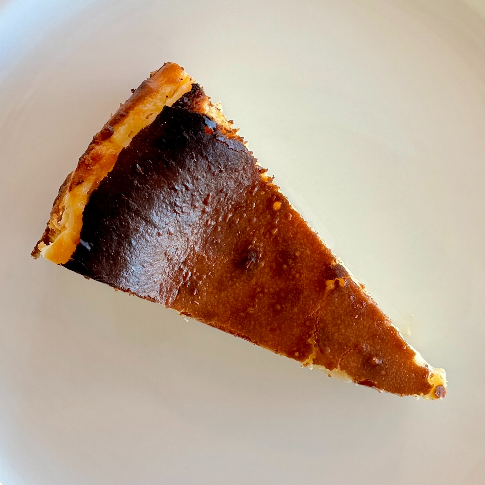 🍰 新登場！バスクチーズケーキ（グルテンフリー）