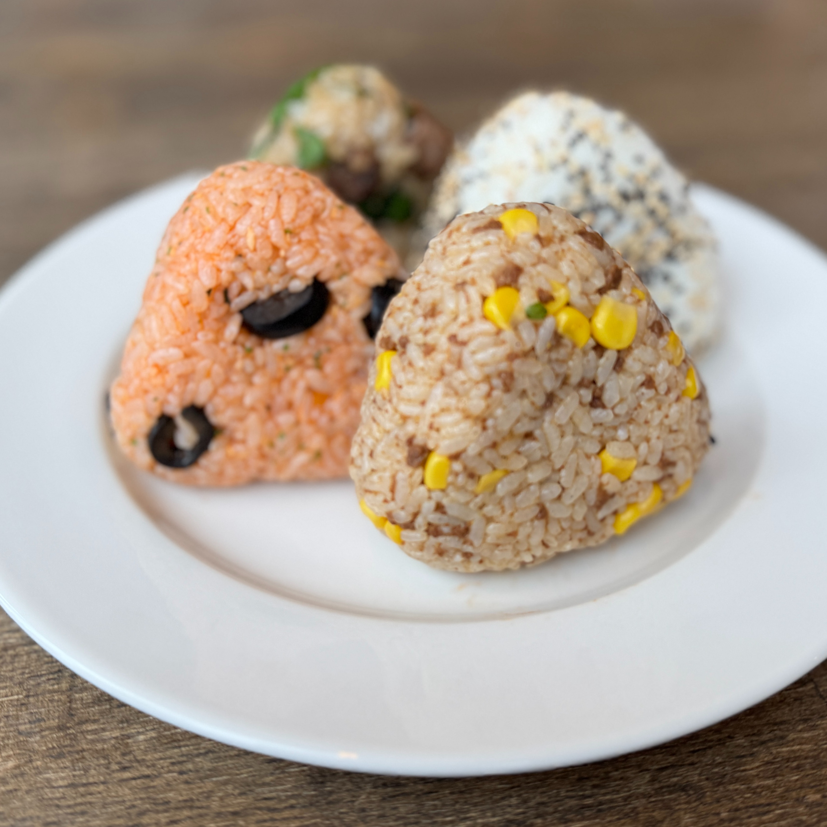 🍙✨ Marketオリジナルおにぎり、デリで新登場！✨🍙