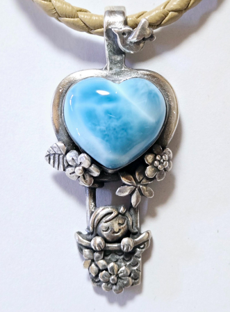  < LikiLiki（ﾘｷﾘｷ）>ハンドメイドアクセサリー特別販売会