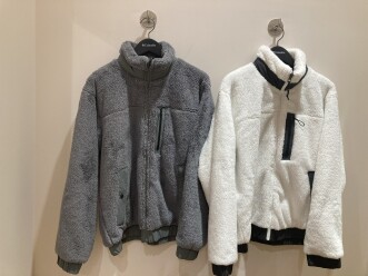 ブラックレーベル、リバーシブルフリース‼️