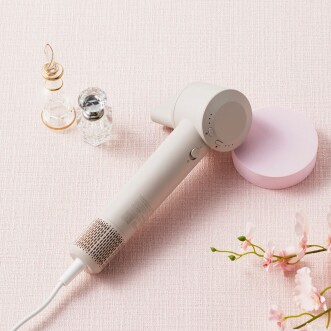 高濃度マイナスイオンでヘアケア